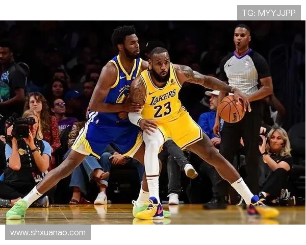 詹姆斯领衔湖人迎战勇士 库里复出助力金州挑战西部强队